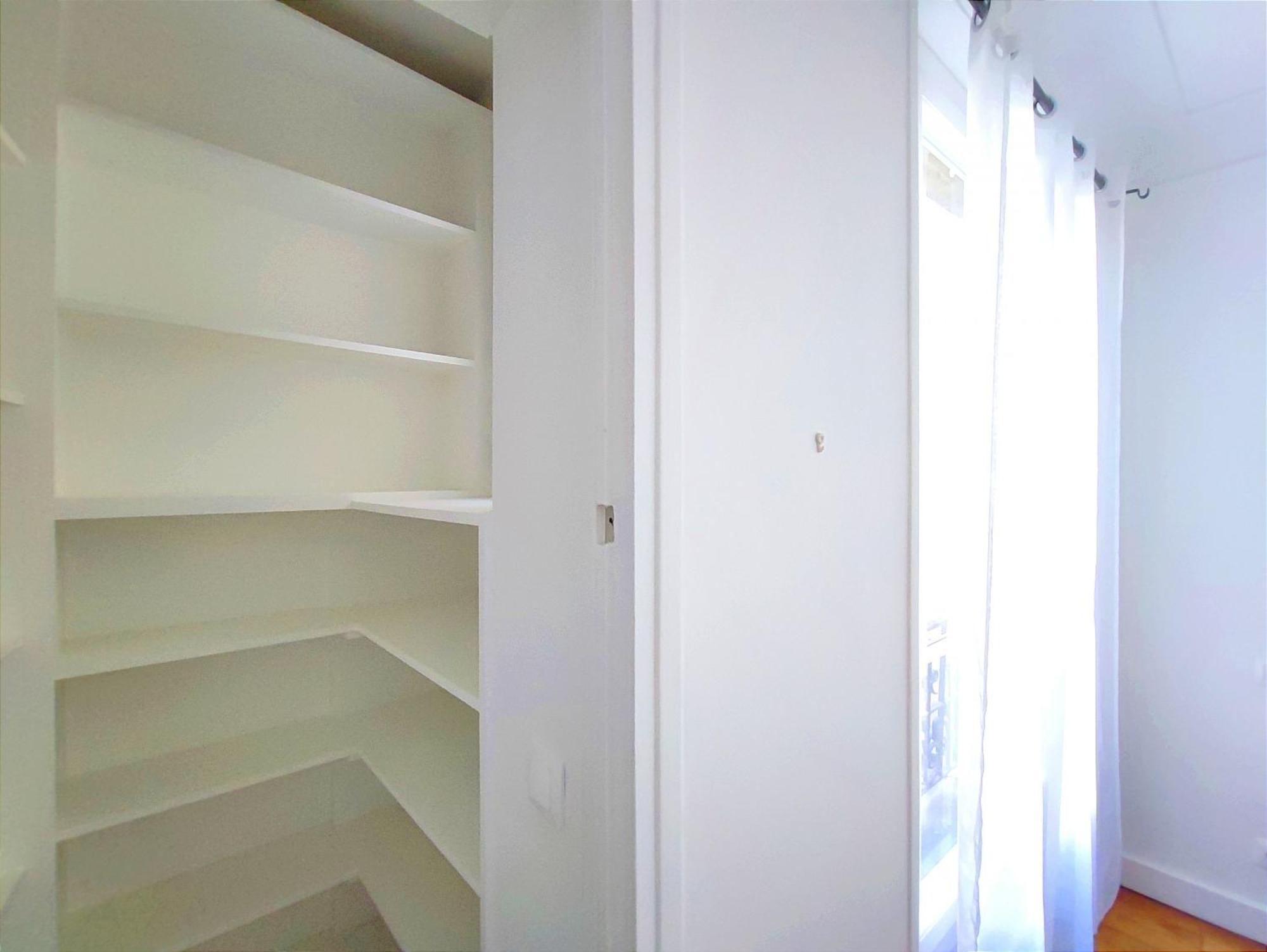 Appartement Rue Eugene Delacroix - 16 Parijs